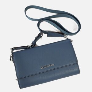 Michael Kors Jet Set Item Large Zip Around Crossbody Wallet in Denim - NEW